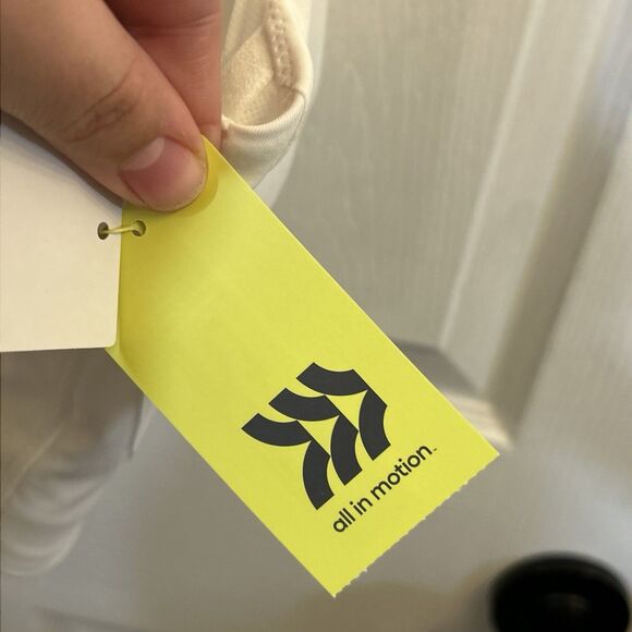 NWT All In Motion High Support Adjustable Wireless Convertible Strap Bra 42DDD - Picture 6 of 16